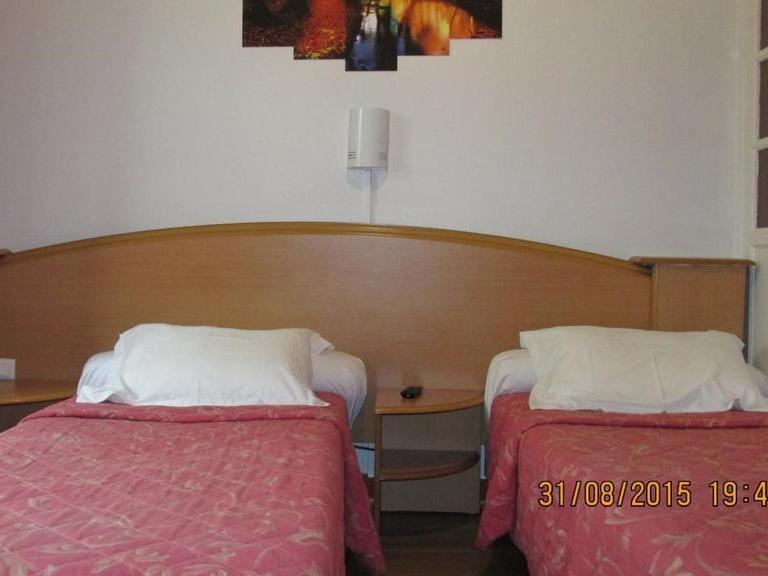 Pictav Hotel Poitiers Pokoj fotografie